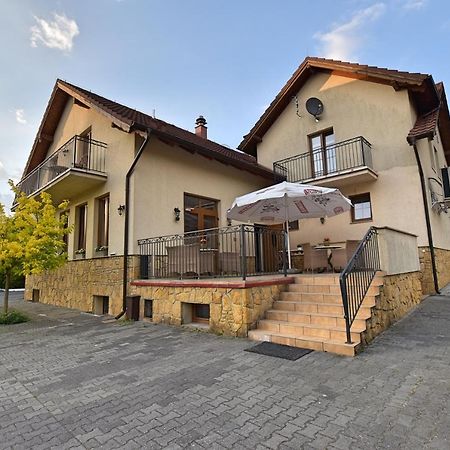Hotel Radzewice Εξωτερικό φωτογραφία