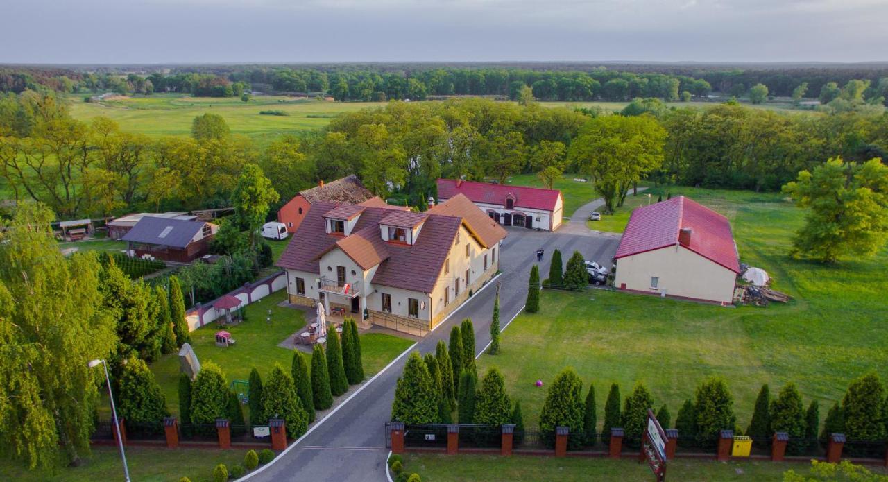 Hotel Radzewice Εξωτερικό φωτογραφία
