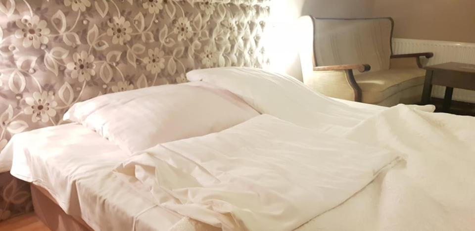 Hotel Radzewice Εξωτερικό φωτογραφία