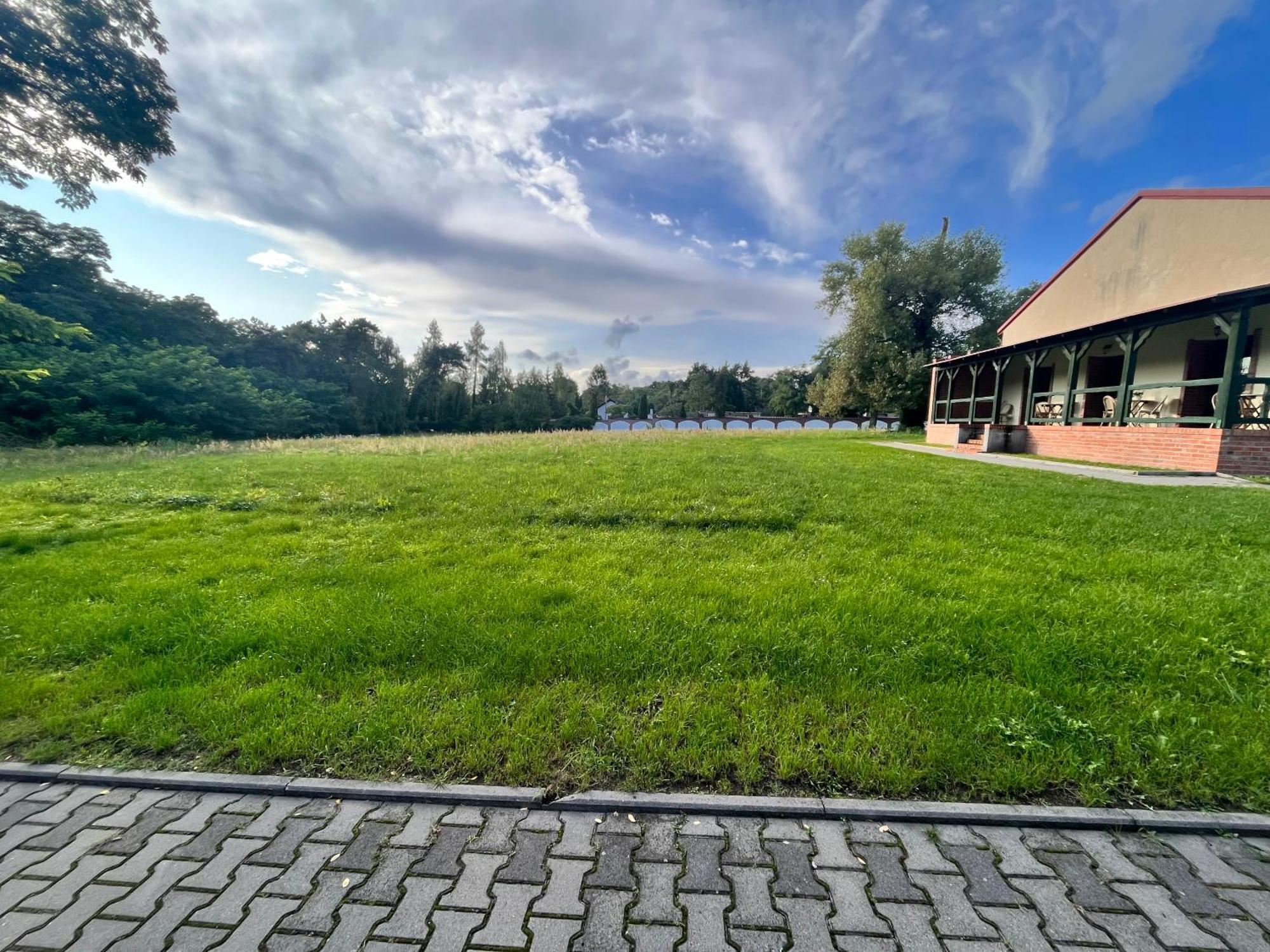 Hotel Radzewice Εξωτερικό φωτογραφία