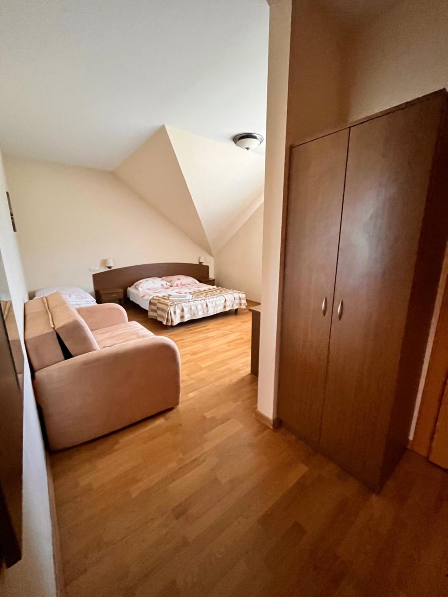 Hotel Radzewice Εξωτερικό φωτογραφία